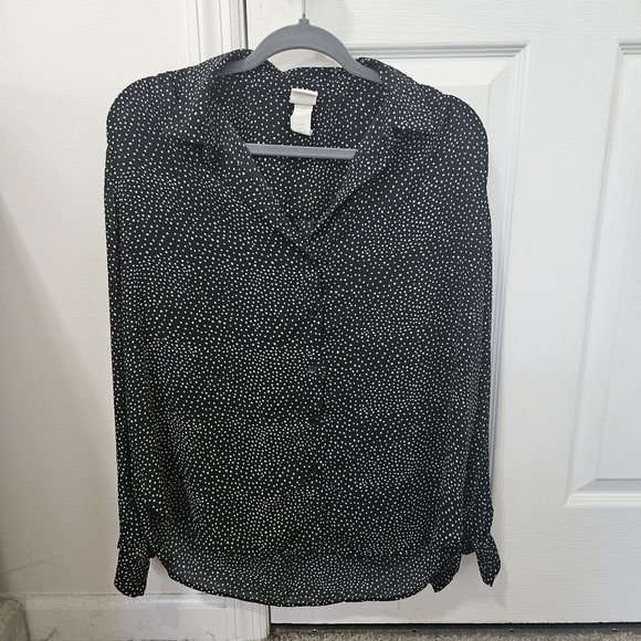 H&M Black and White Dotted Button Down Shirt - Picture 1 of 2